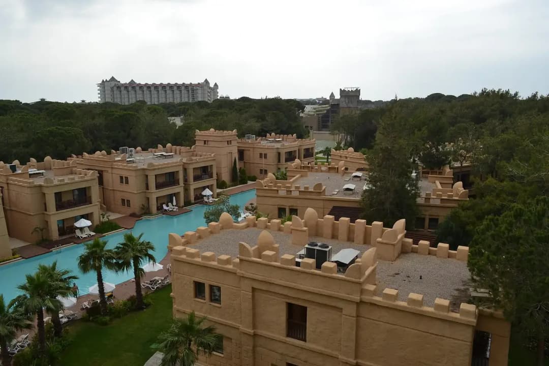 Departing from an Antalya Resort: Choosing the Right Pickup Point