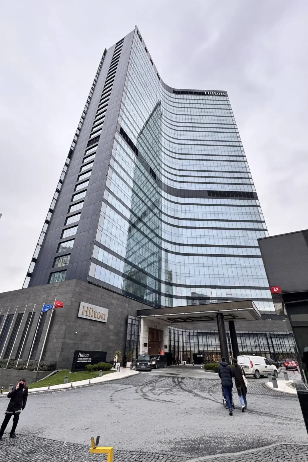 Hilton Istanbul Bomonti: Flying into IST or SAW?