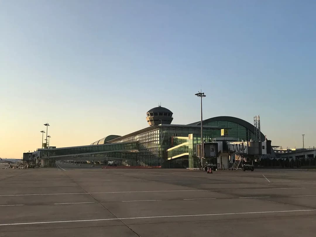 Leaving the Çeşme Peninsula: Departure Transfers from Çeşme and Alaçatı to İzmir Airport