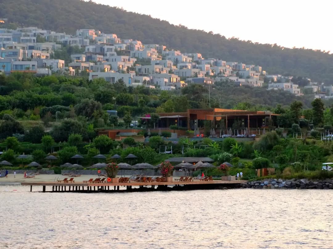 Göltürkbükü (Türkbükü) çevresinden bir görünüm